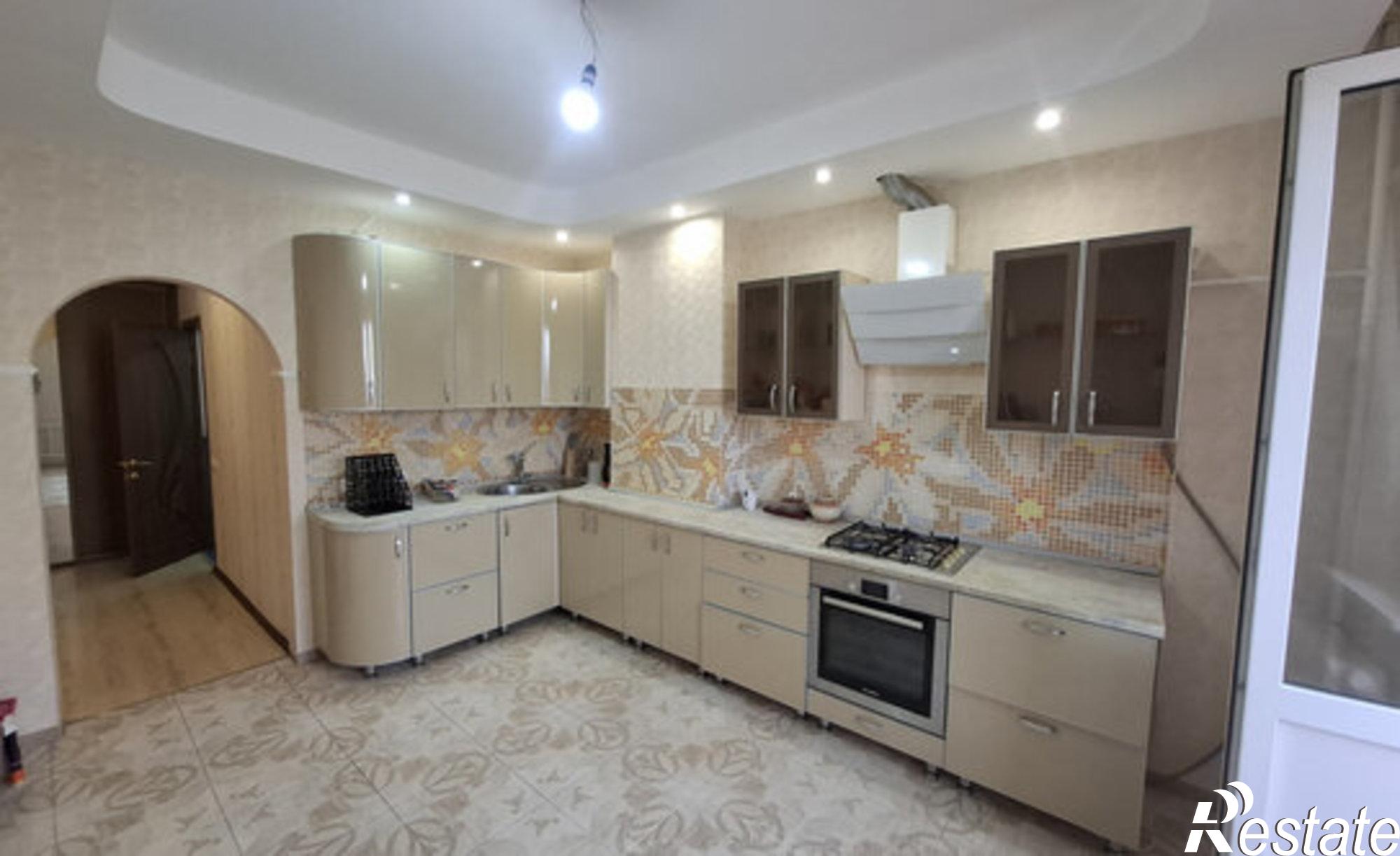 Купить квартиру за 3 980 000 рублей на ул Гафурова, 5