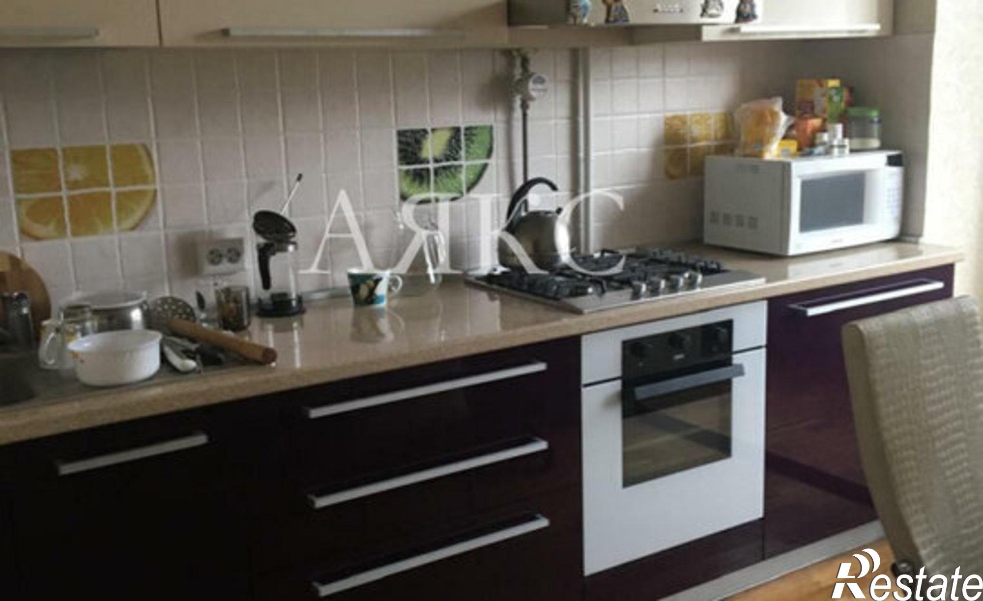 Купить квартиру за 3 200 000 рублей на ул Космонавтов, 6