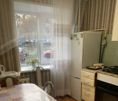 1-комн, 36кв м, этаж 1/5 проспект Октября, 166