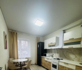 2-комн, 60кв м, этаж 1/10 улица Лётчиков, 1/8