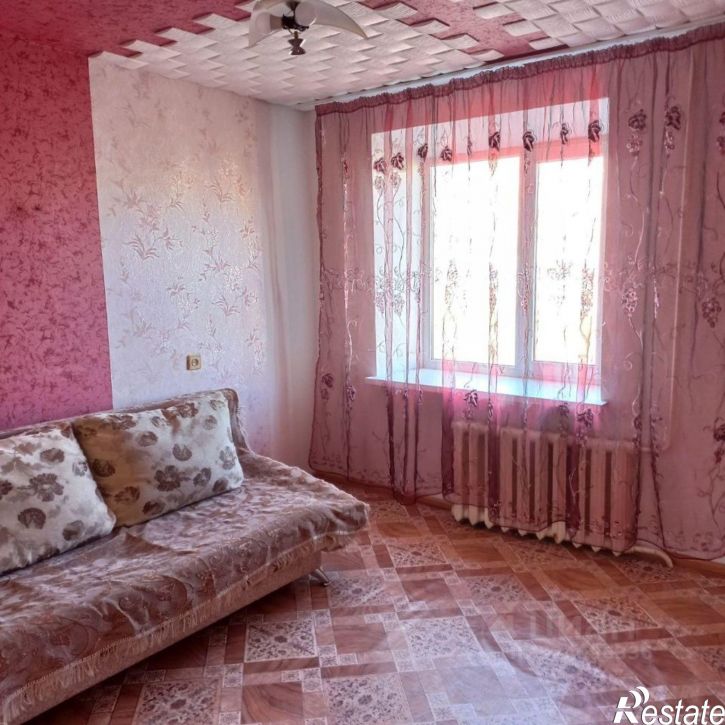 3-комн квартира улица Войкова, 103,  д. 103