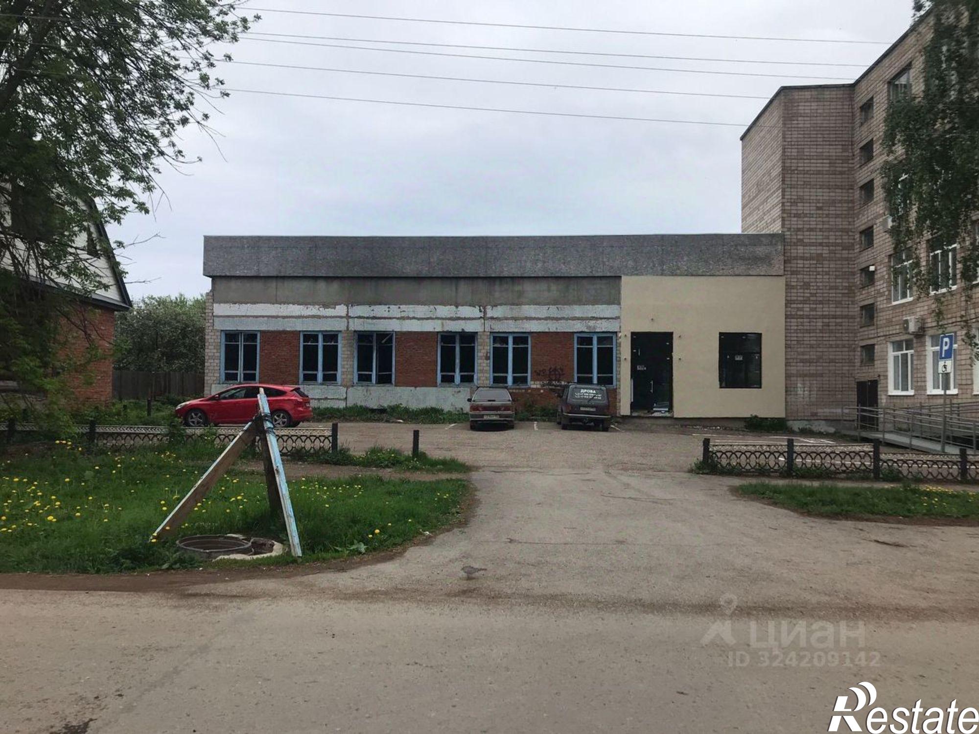 Сдать торговое помещение за 374 000 рублей на ул Корочкина, 2