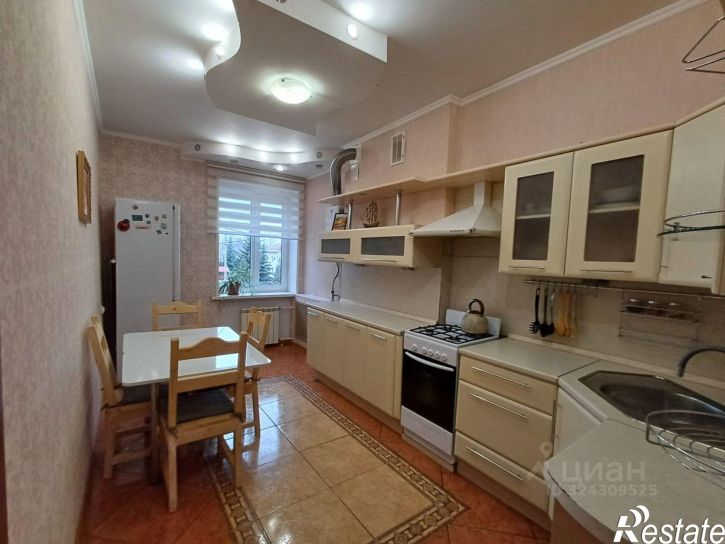 3-комн квартира улица Островского, 8,  д. 8