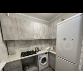 2-комн, 45кв м, этаж 1/5 пр-кт Октября, 45/2