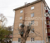 2-комн, 43кв м, этаж 1/5 пр-кт Октября, 124/3