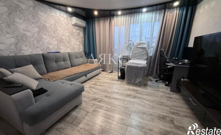 2-комн квартира улица Машиностроителей, 63,  д. 63