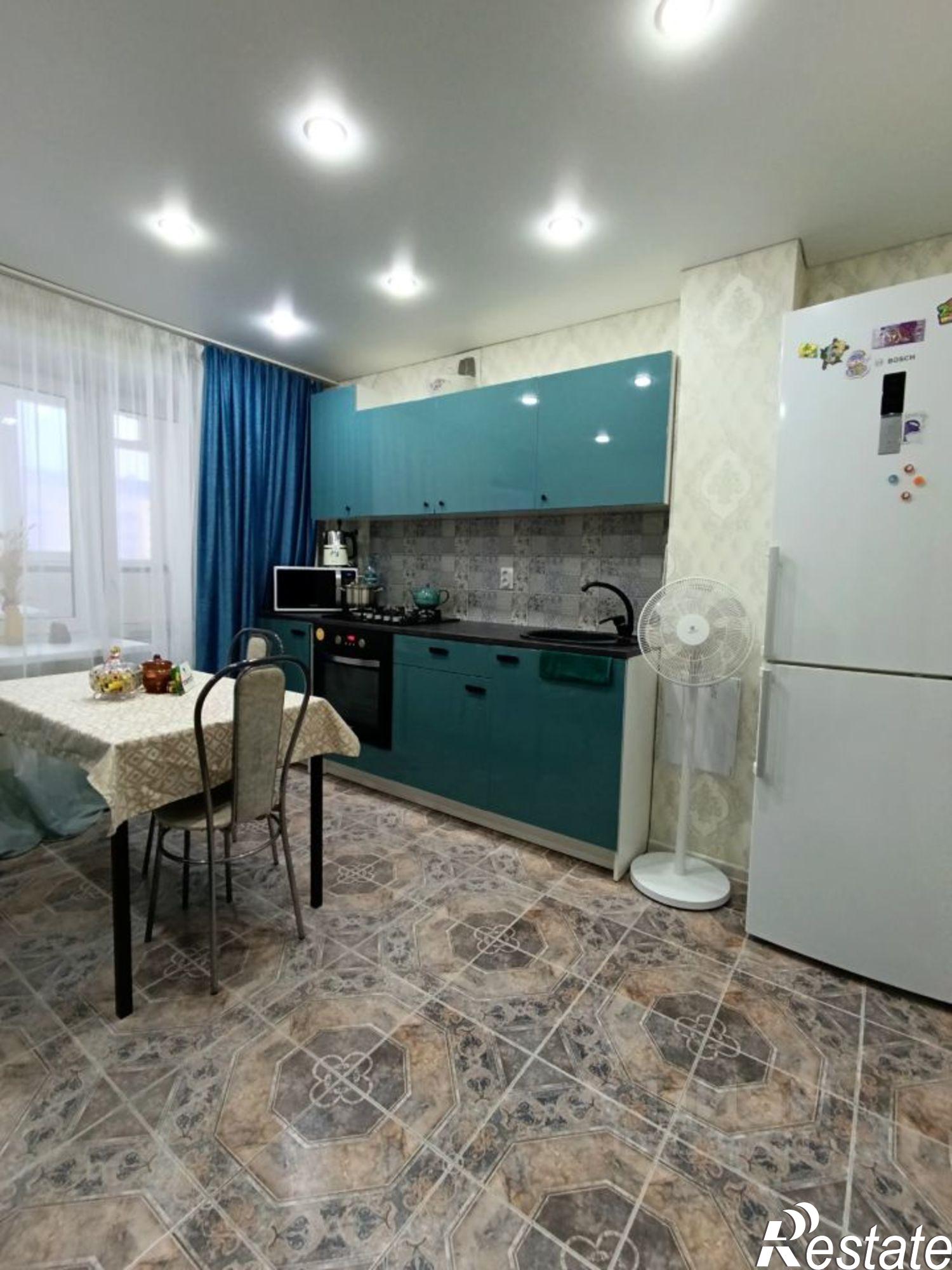 Купить квартиру за 4 220 000 рублей на ул Лазурная, 31