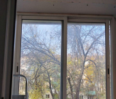 2-комн, 42кв м, этаж 2/5 проспект Октября, 89