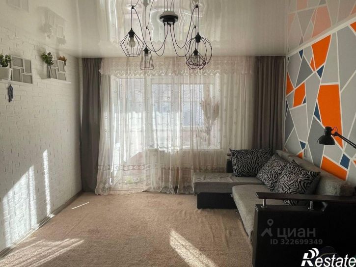 3-комн квартира улица Комарова, 23,  д. 23