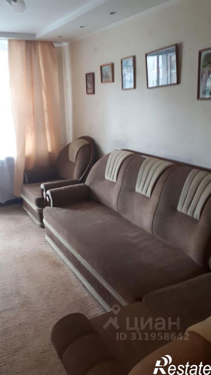 2-комн квартира улица 50 лет Октября, 66,  д. 66