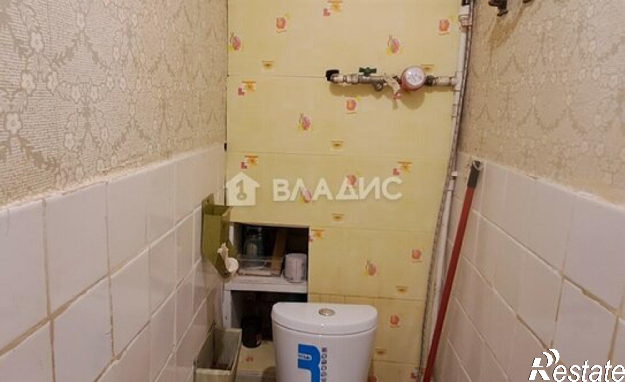 Купить квартиру за 2 400 000 рублей на улица М.Г.Амирова, 7