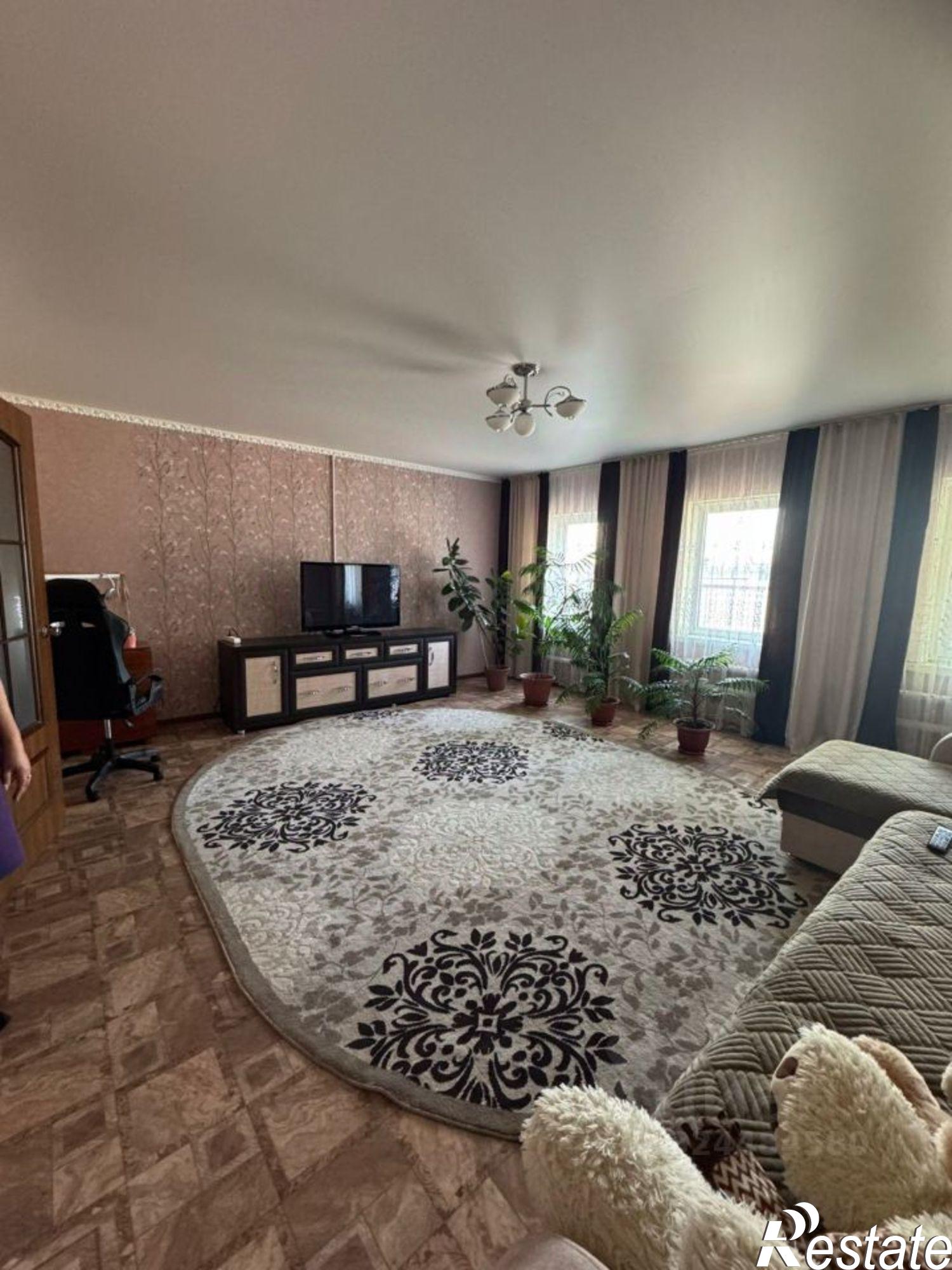 Купить дачу, дом, коттедж за 4 400 000 рублей на ул Куйбышева, 39