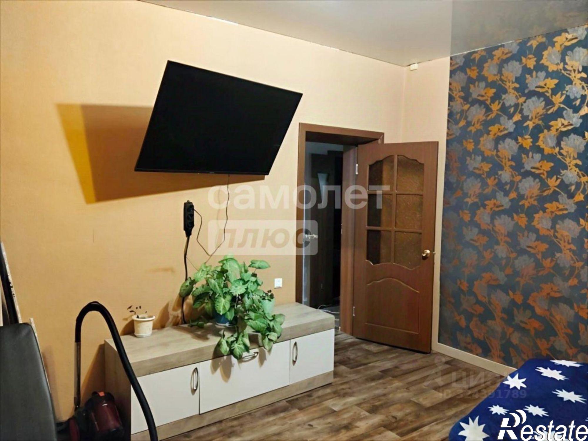 Купить квартиру за 2 000 000 рублей на Маячный с., Матросова пер., д.4