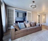 4-комн, 115кв м, этаж 4/25 улица Менделеева, 1/1