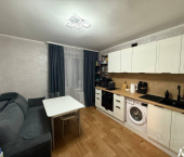 1-комн, 43кв м, этаж 8/9 улица Рабкоров, 2