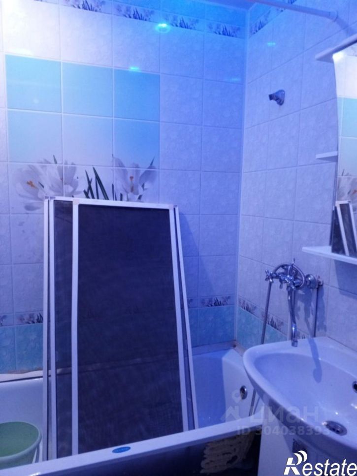 3-комн квартира ул Стахановская, 14,  д. 14