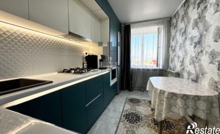 3-комн квартира улица Бурангулова, 21,  д. 21