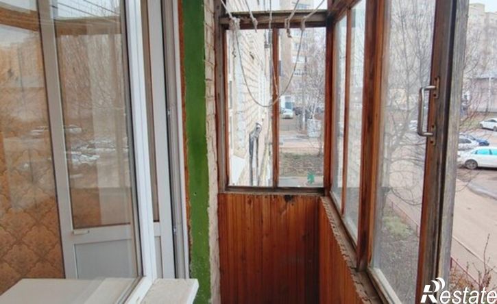 2-комн квартира мкр 32-й, 37,  д. 37