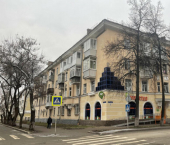 4-комн, 98кв м, этаж 2/4 улица Калинина, 1