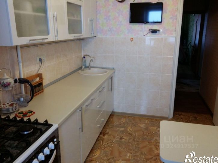 3-комн квартира ул 50 лет ВЛКСМ, 10,  д. 10