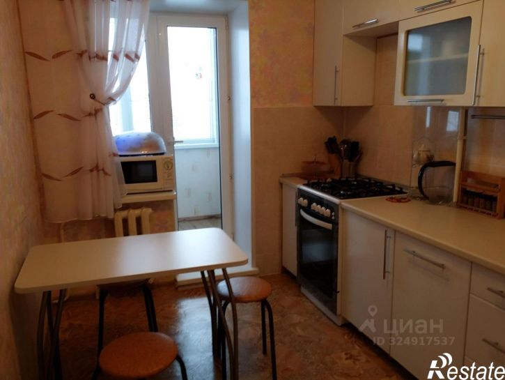 3-комн квартира ул 50 лет ВЛКСМ, 10,  д. 10