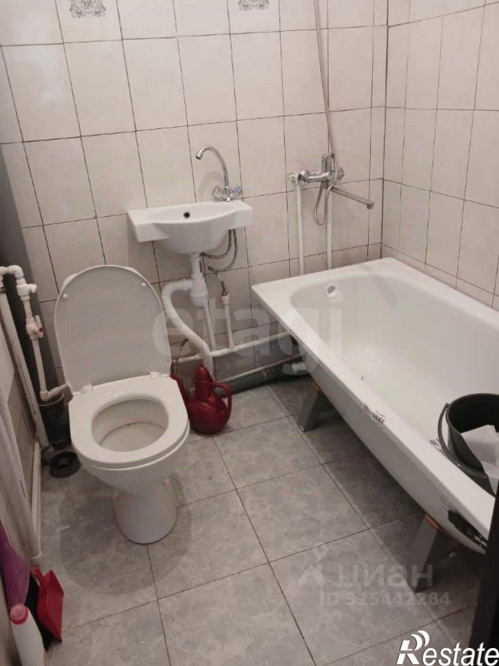 2-комн квартира ул Дуговая, 6/1,  д. 6/1