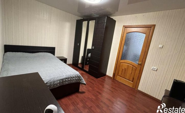 3-комн квартира улица 70 лет Октября, 11,  д. 11