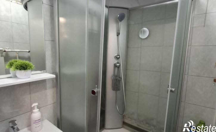 3-комн квартира ул Комарова, 22/1,  д. 22/1
