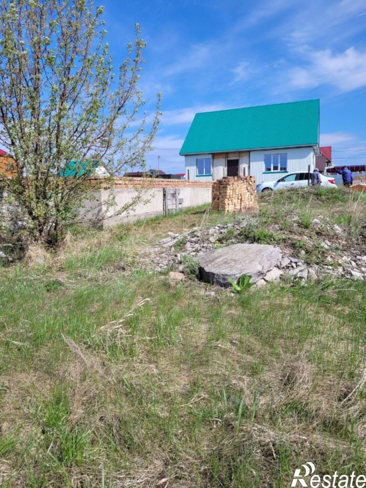 Земельный участок