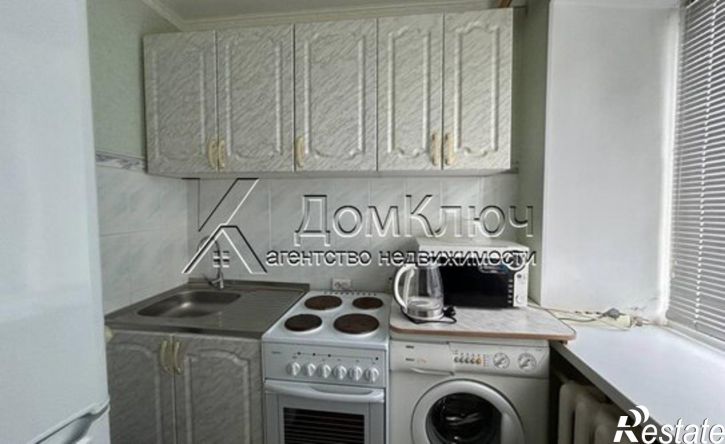 1-комн квартира Шахтостроительная улица, 27,  д. 27