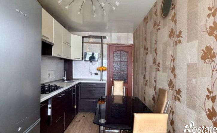 3-комн квартира улица Карла Маркса, 81,  д. 81