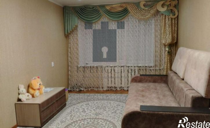 3-комн квартира мкр 32-й, 20,  д. 20