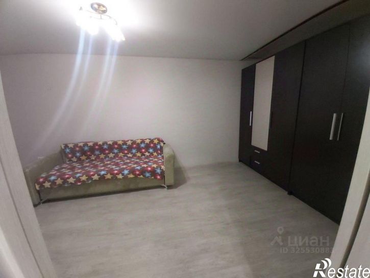 2-комн квартира улица 50 лет Октября, 54,  д. 54