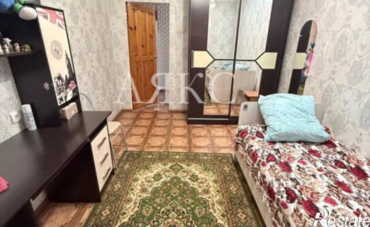 3-комн квартира ул Стахановская, 8,  д. 8