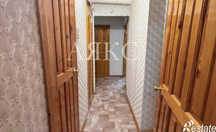 3-комн квартира ул Стахановская, 8,  д. 8