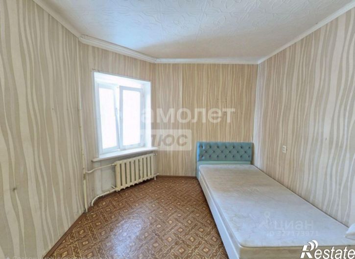 2-комн квартира пл Лесокомбината, 5,  д. 5