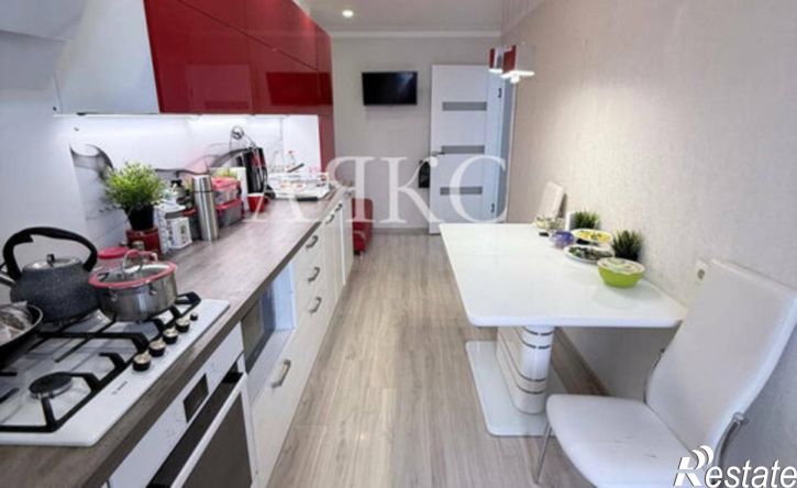 4-комн квартира ул Богдана Хмельницкого, 12,  д. 12