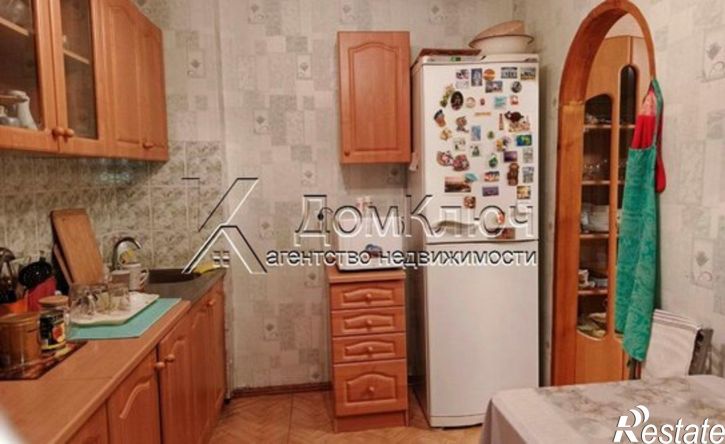 3-комн квартира ул Машиностроителей, 4,  д. 4