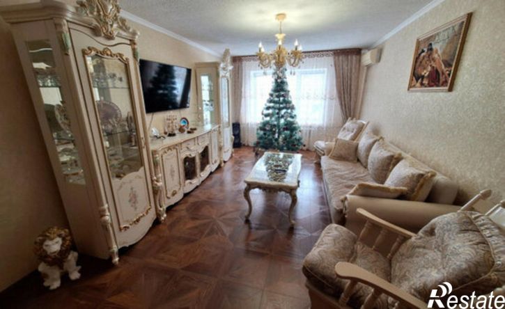 3-комн квартира улица Чапаева, 63,  д. 63