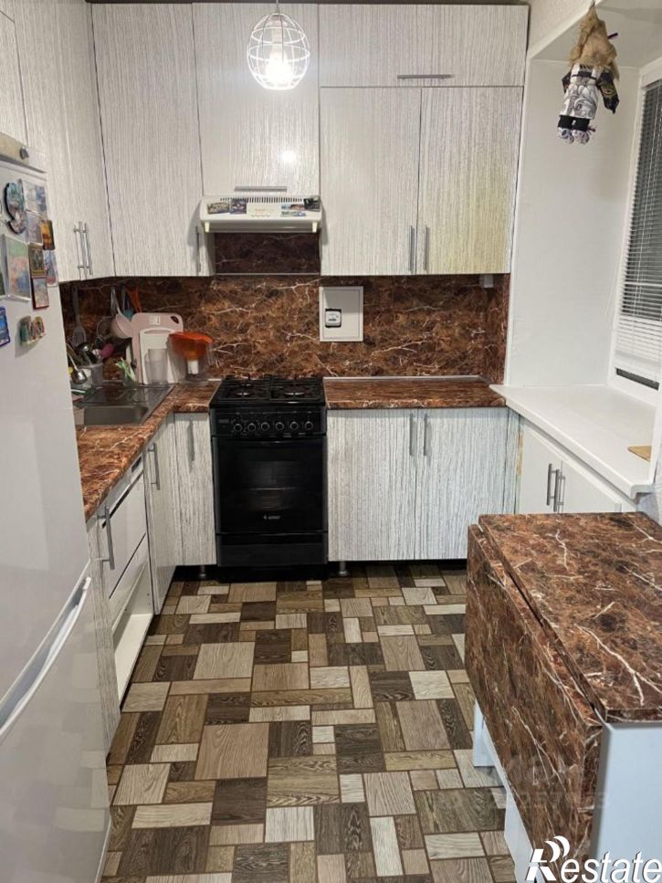 4-комн квартира ул Сибайская, 6,  д. 6