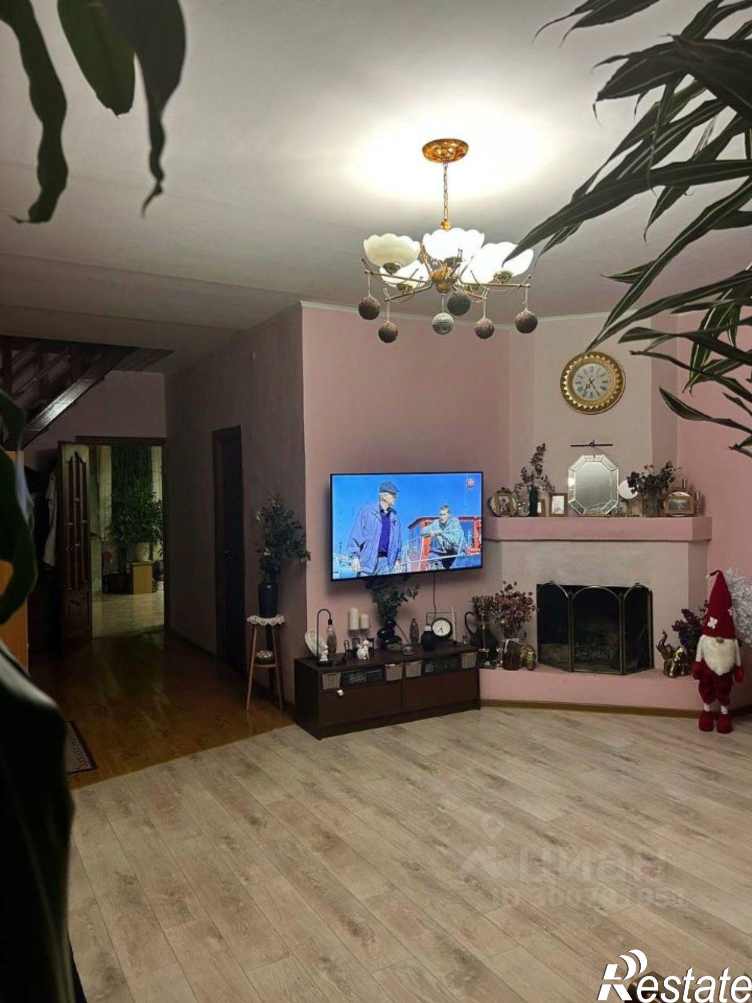 Купить дачу, дом, коттедж за 11 900 000 рублей на 3-я улица, 2