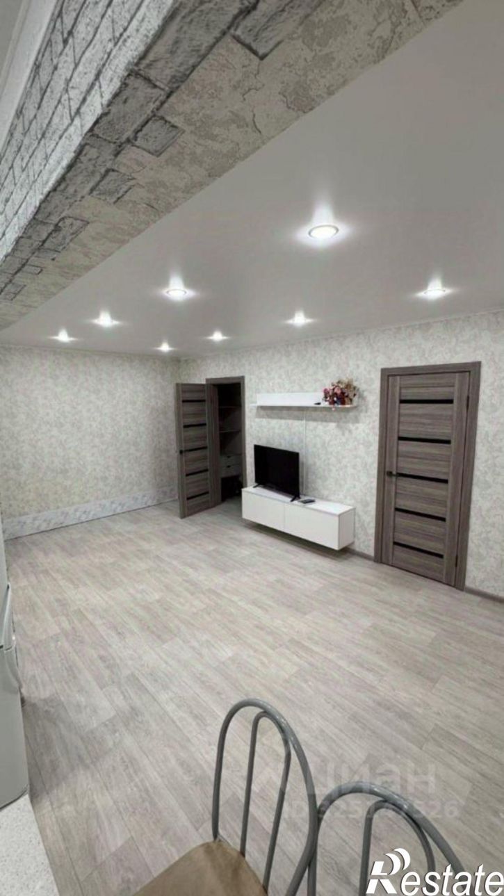 2-комн квартира Октябрьская улица, 77,  д. 77