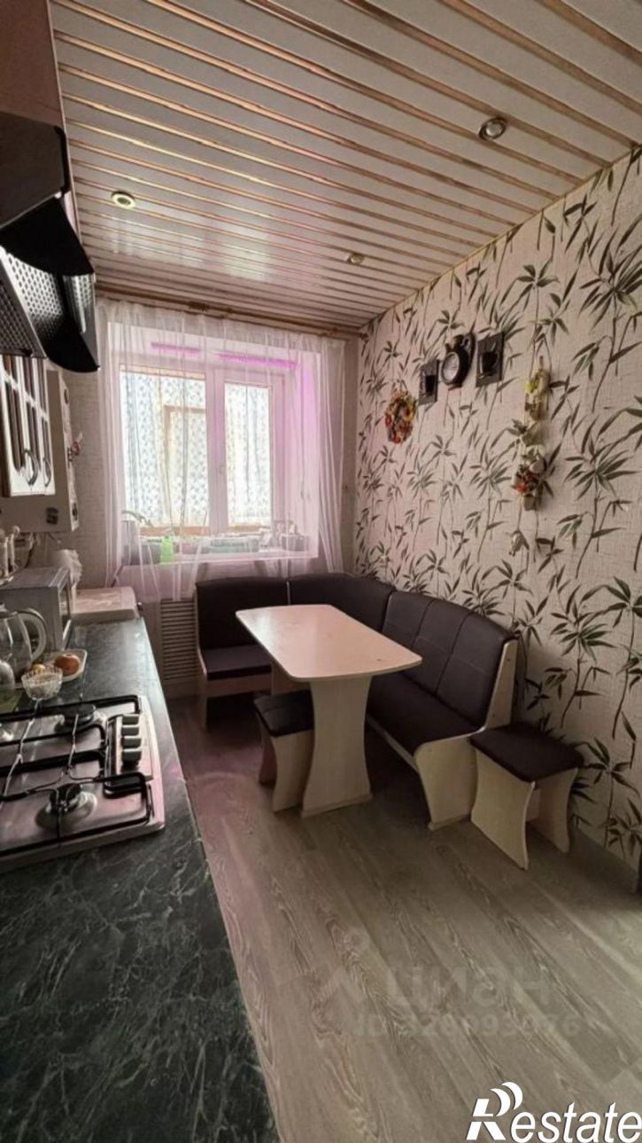 2-комн квартира ул Нефтяников, 3А,  д. 3А