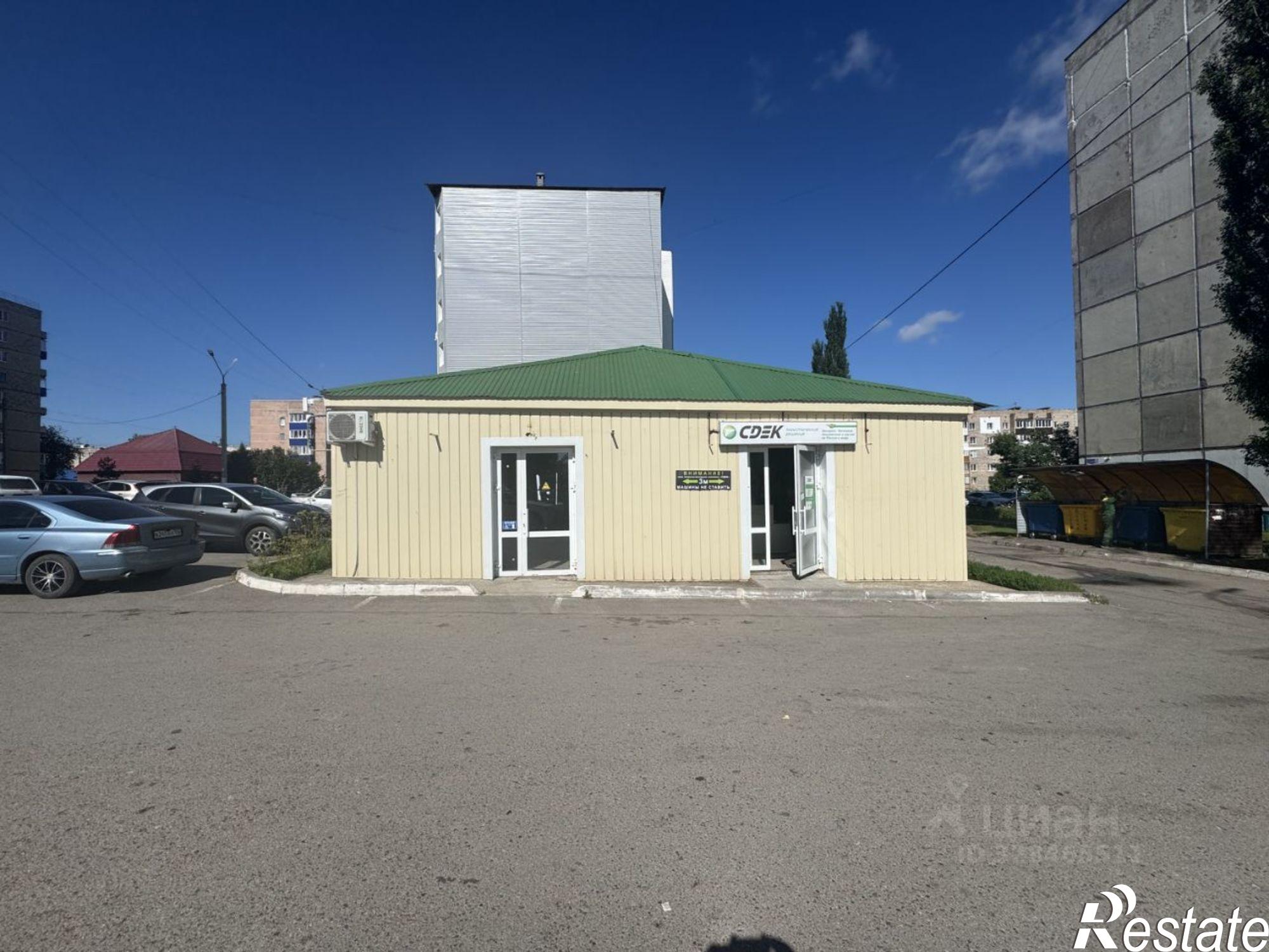 Сдать торговое помещение за 28 067 рублей на ул Комарова, 23/2