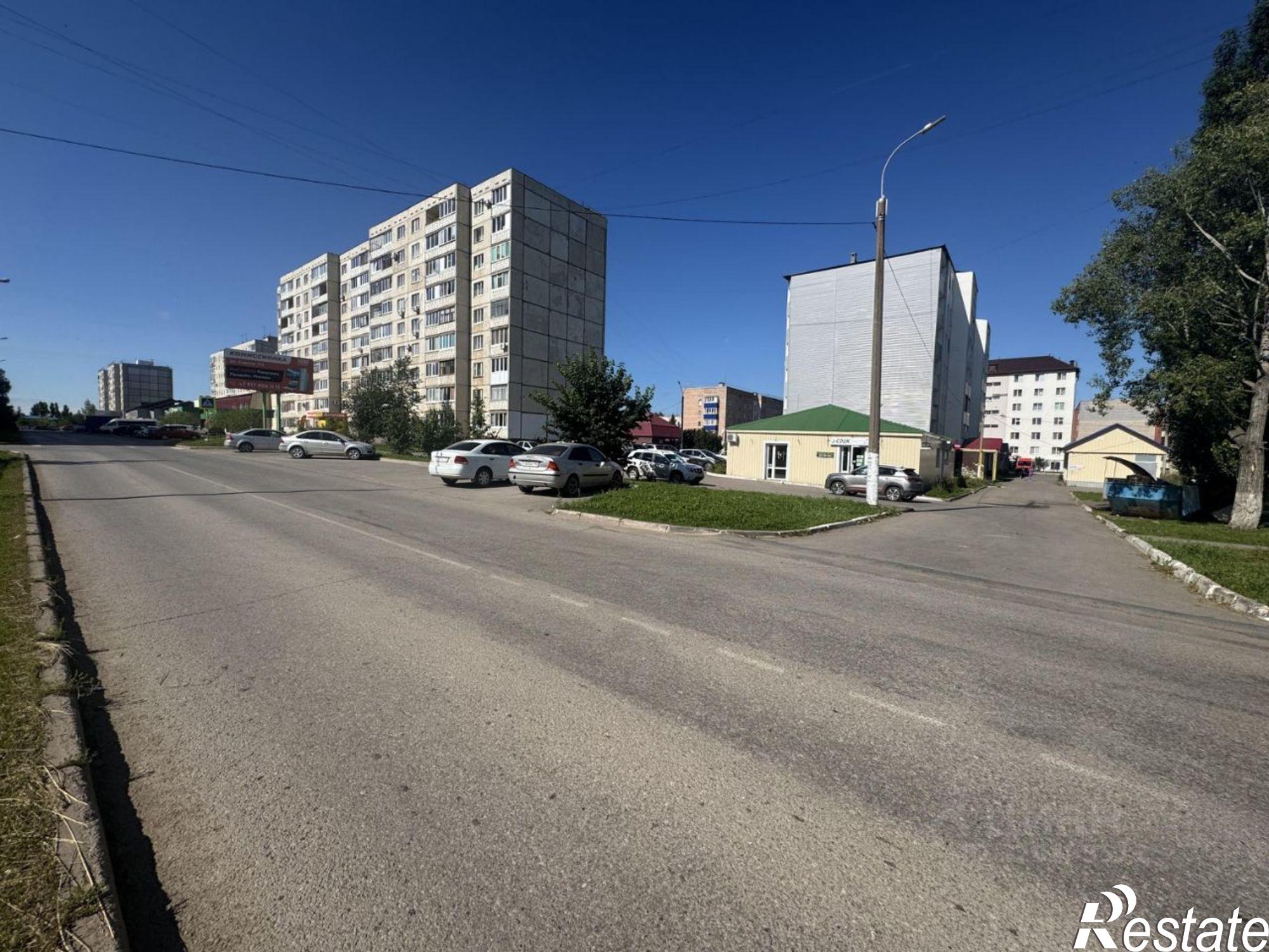 Сдать торговое помещение за 28 067 рублей на ул Комарова, 23/2