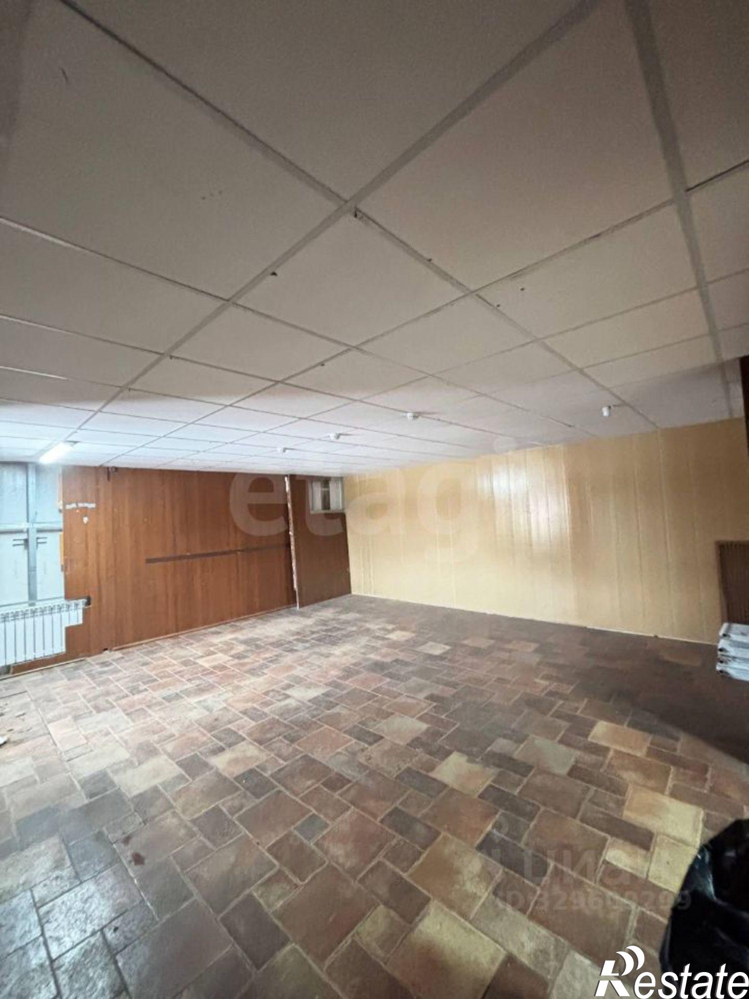 Купить торговое помещение за 6 443 680 рублей на Кольцевая улица, 122Б