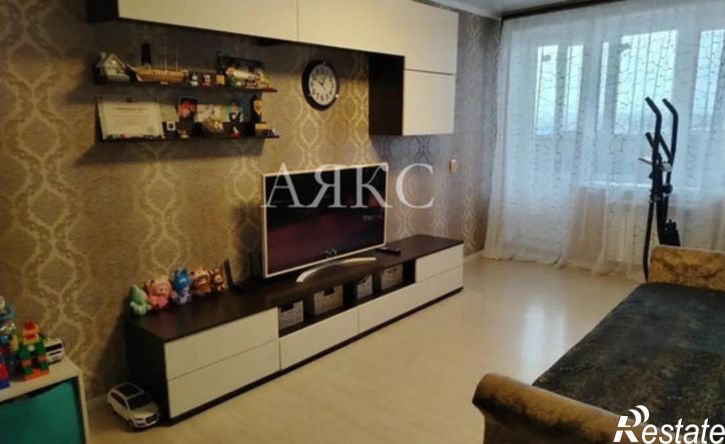 3-комн квартира б-р З.Валиди, 4 4,  д. 4 4,  к. 4