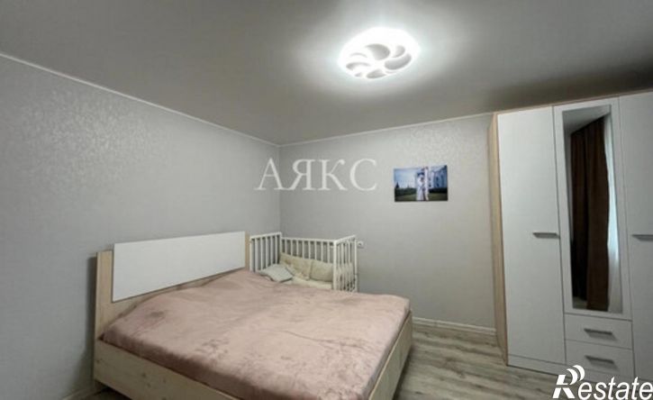 3-комн квартира Стахановская улица, 26,  д. 26