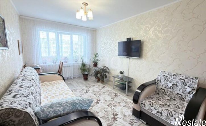 2-комн квартира улица Первых Строителей, 10,  д. 10