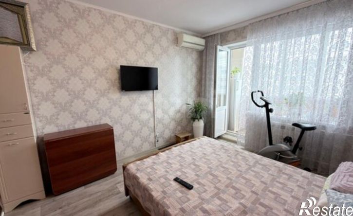 2-комн квартира улица Первых Строителей, 10,  д. 10